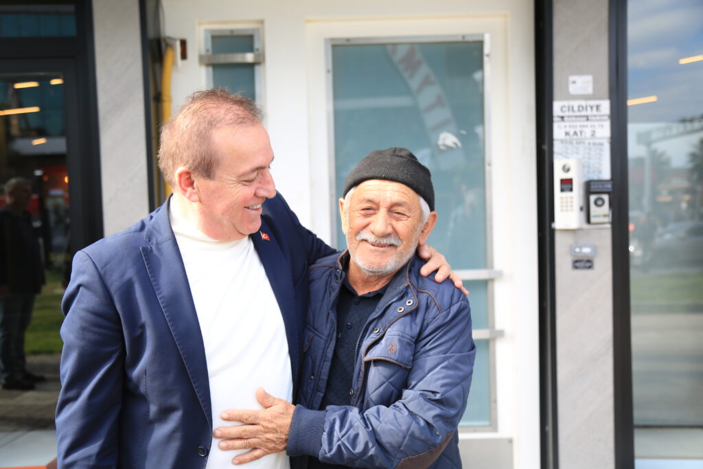 CHP SAMSUN BÜYÜKŞEHİR BELEDİYE BAŞKAN ADAYI CEVAT ÖNCÜ: “BİZİM YÖNETECEĞİMİZ BELEDİYEDE PARTİCİLİK OLMAZ”