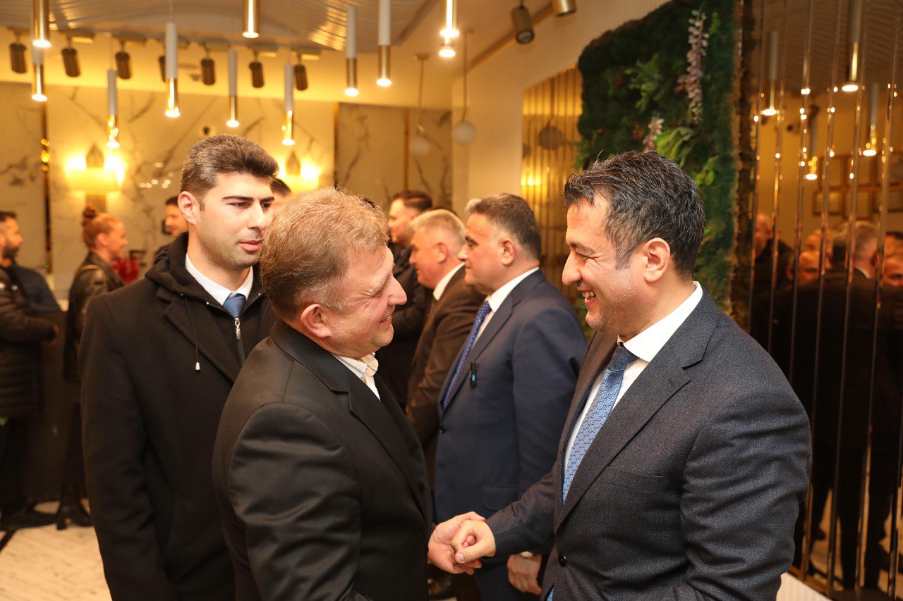 DOĞAN: “ÇALIŞAN MUTLU OLSUN Kİ BELEDİYE GÜZEL HİZMETLER