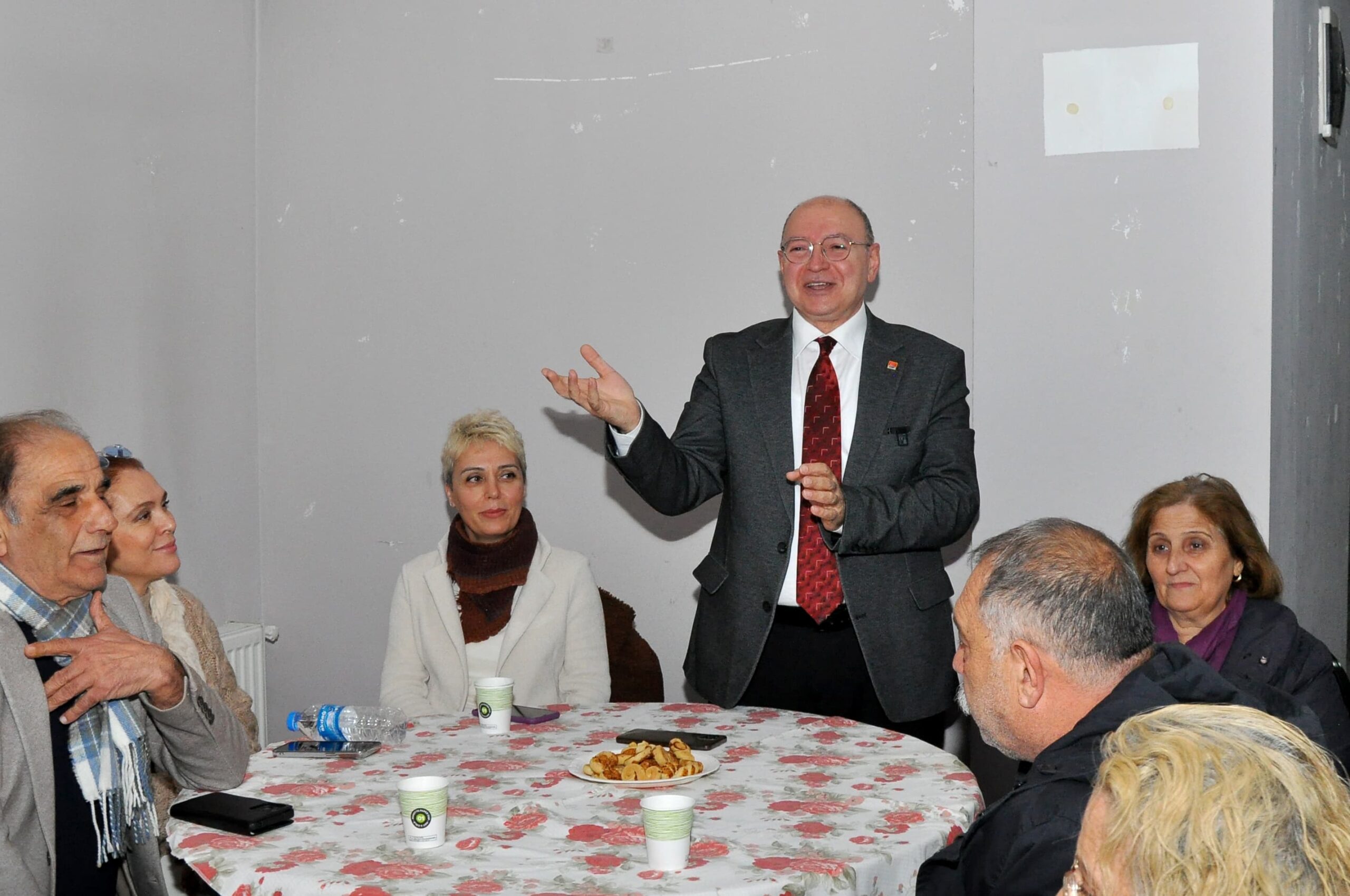 “14 İSİMLİ TEMAYÜLDE YOKTU, NE OLDU DA ADAY GÖSTERİLDİ?”