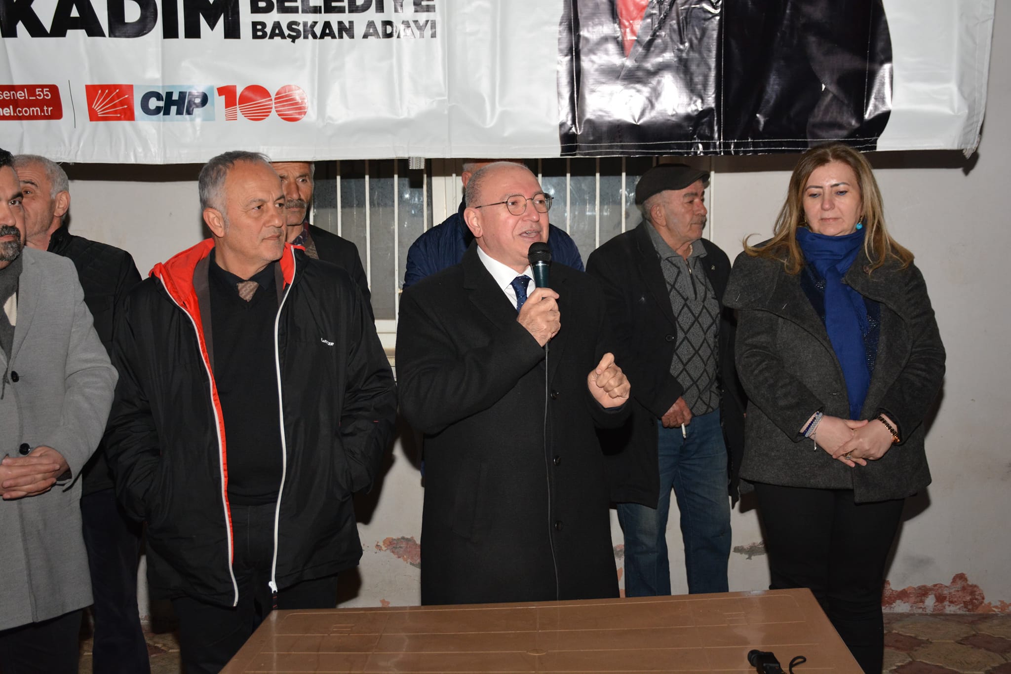 Şenel’den sert çıkış: Basiretsiz yöneticiler İlkadım’da çöp toplamaktan bile aciz kaldılar