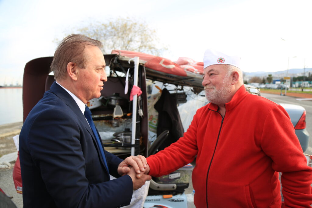 CEVAT ÖNCÜ: HER MESLEK GRUBUNUN SIKINTILARINI ÇÖZMEK İÇİN YOLA ÇIKTIK