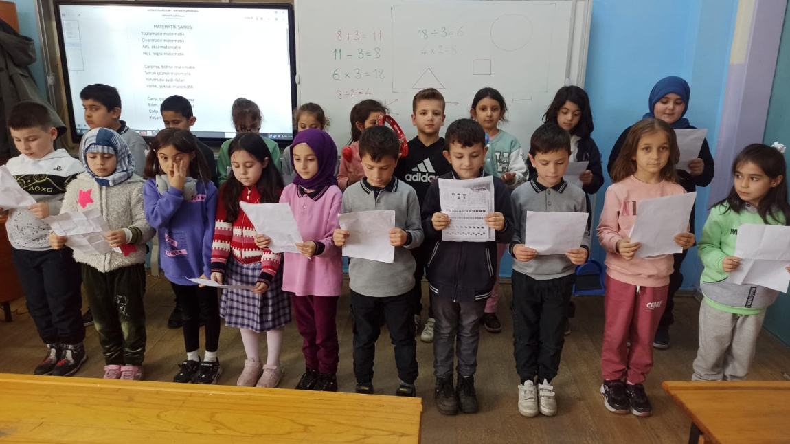 BAFRA KIZILIRMAK İLKOKULU’NDA DÜNYA MATEMATİK GÜNÜ ETKİNLİKLERİ