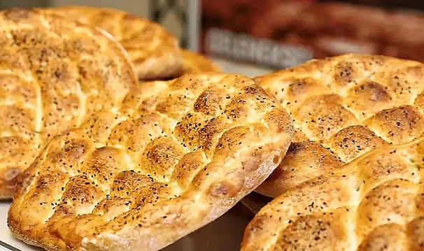 Ramazan pidesi 20 TL