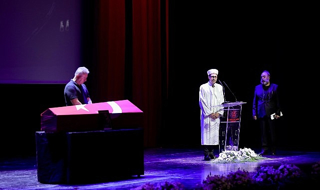 Kenan Işık İçin AKM’de Anma Töreni Düzenlendi Ekrem İmamoğlu: Hepimizi Ortak Bir Duyguda Birleştirdi