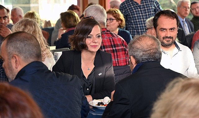 Başkan Kınay: Dik duran öğretmenlerimizin yetiştireceği dik duran nesillere ihtiyacımız var