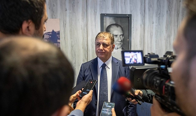 Başkan Tugay’dan gündeme dair mesajlar “Türk halkı kimin samimiyetle hizmet etmeye çalıştığını görür”