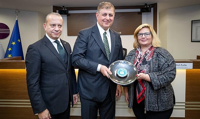 Başkan Tugay Egeli sanayicilerin konuğu oldu “Kredi verseler de vermeseler de yapacağız”