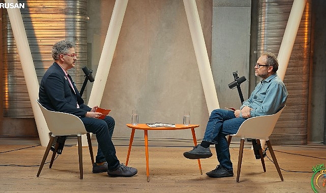 Borusan’ın “Geleceğe İlham Buluşmaları”nda senenin ilk konuğu Borusan Sanat Müdürü Aydın Dorsay oldu