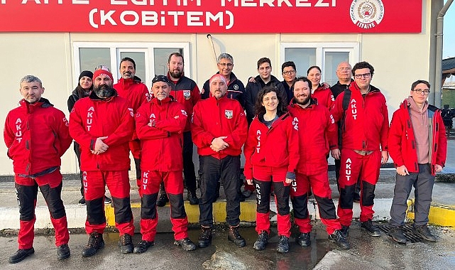 Büyükşehir İtfaiyesi’nden AKUT’a eğitim