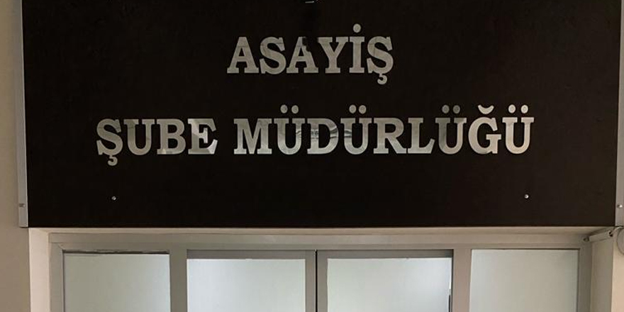 Kars’ta yıllık kart aidat borcu bahanesiyle 3 milyon lira dolandırdılar