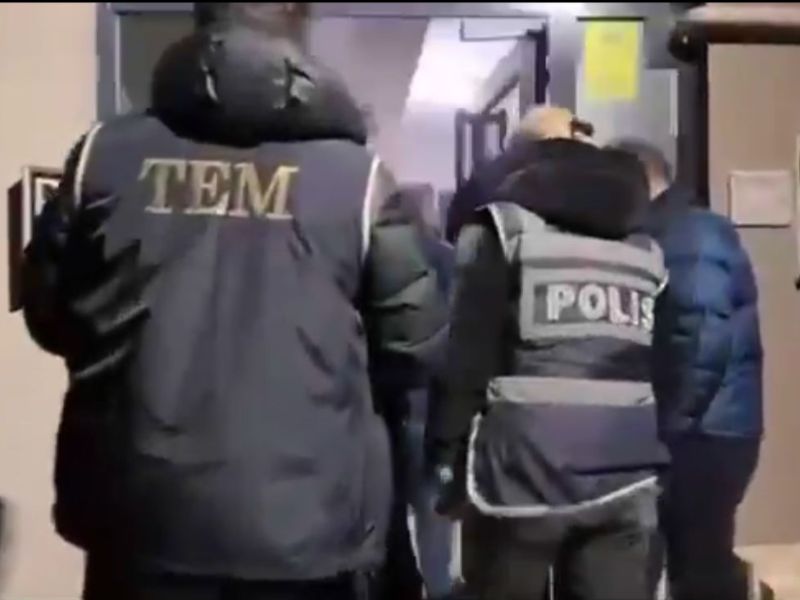 39 İlde FETÖ’ye Operasyon 103 Şüpheli Yakalandı