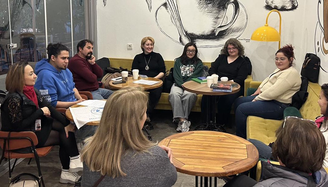 Muratpaşa’da ücretsiz İngilizce konuşma kulübü başladı