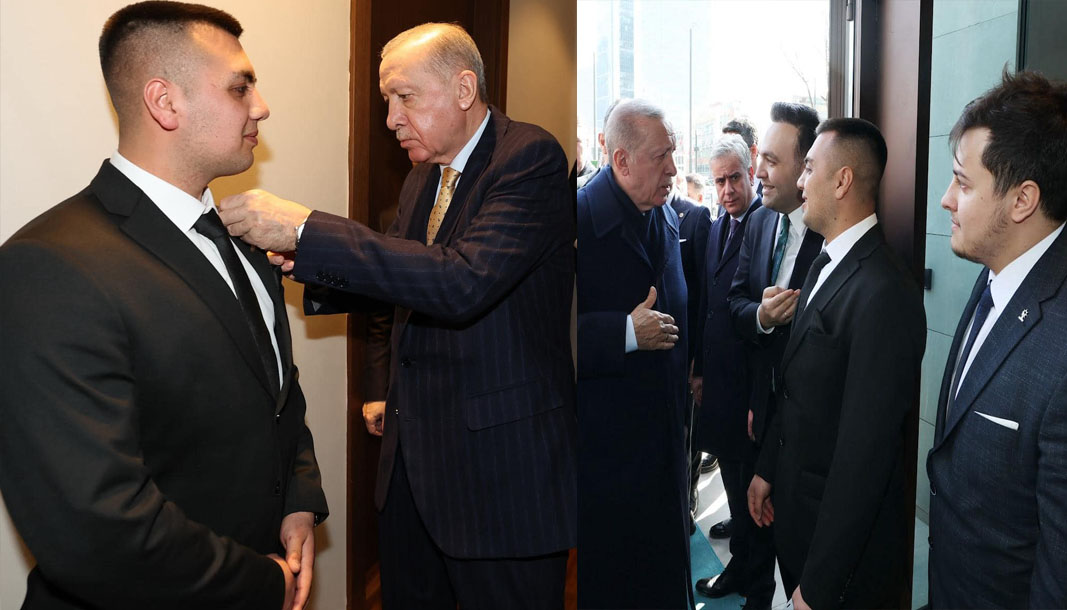 Burdurlu Recep Tayyip Erdoğan’a Cumhurbaşkanı rozetini taktı