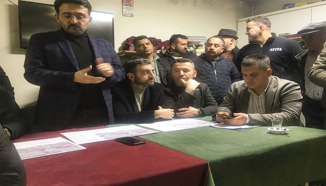 AK Parti Burdur teşkilatı Çine köyünde vatandaşlarla buluştu