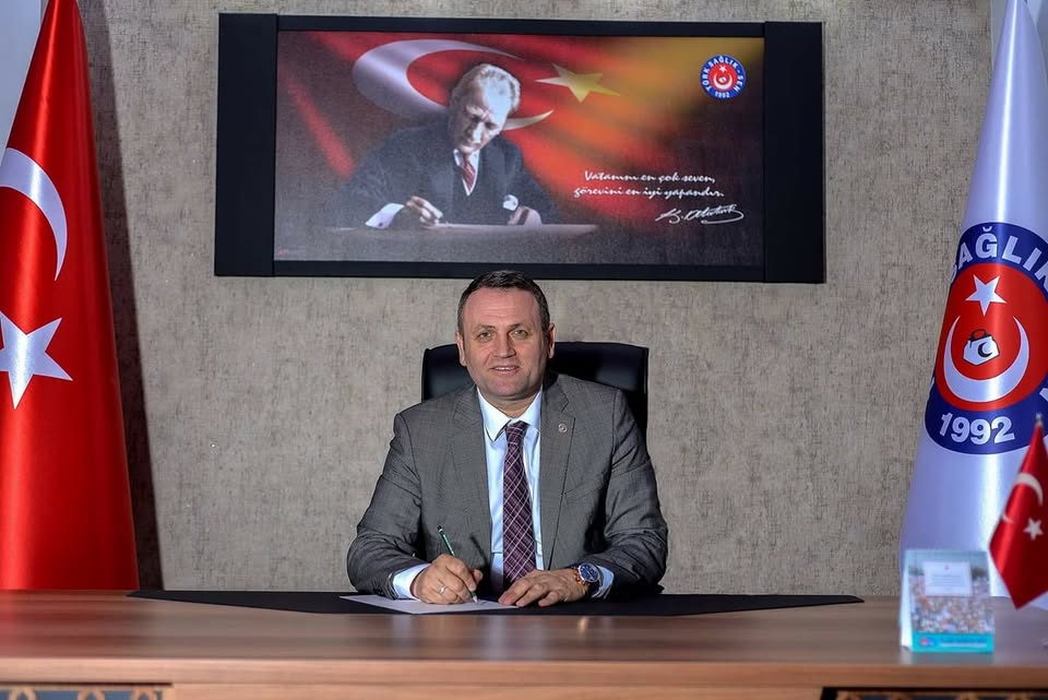 Fatih Galender Zengin: Sağlık mensubu eğitimini gördüğü alanda çalışmalıdır!