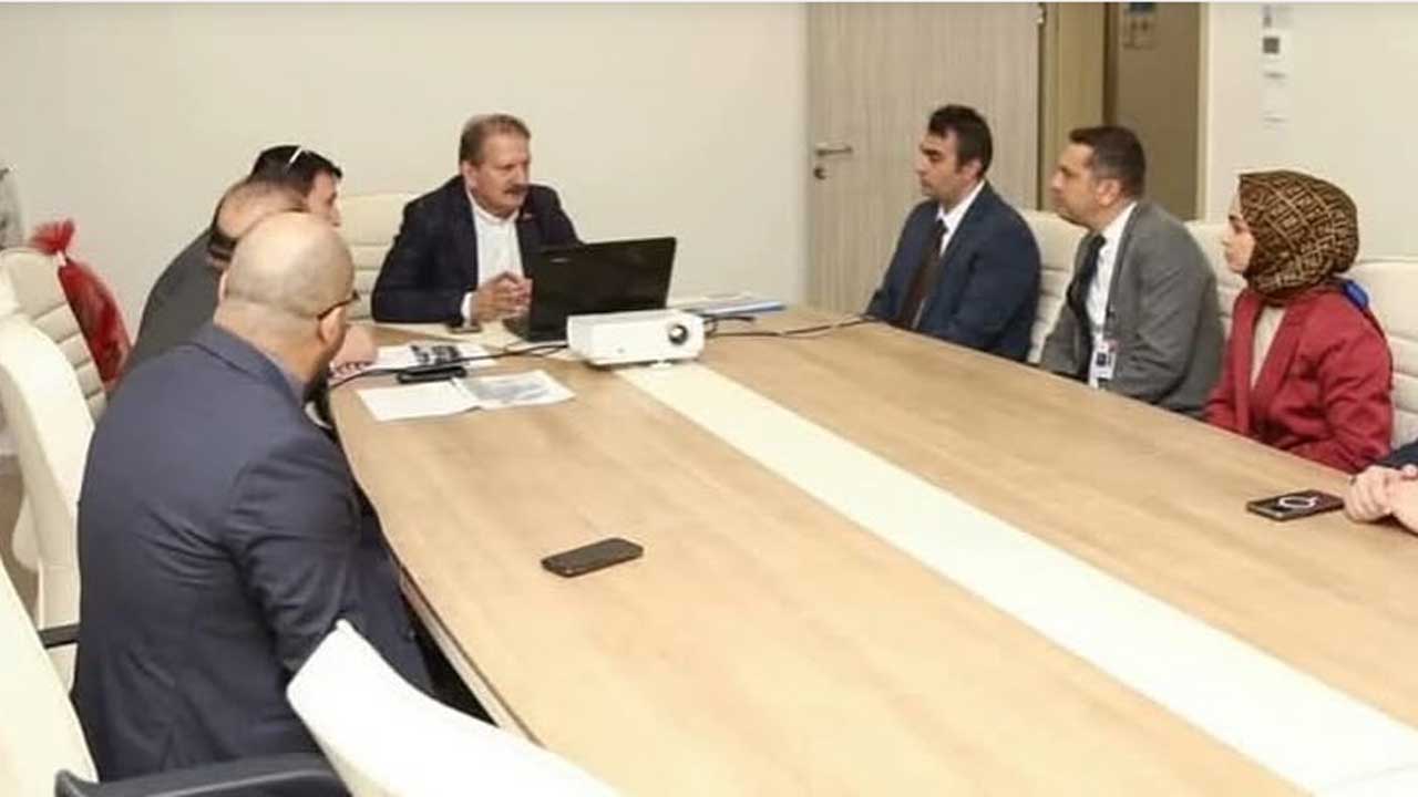 Antalya İl Sağlık Müdürü Prof. Dr. Behzat Özkan’dan Elmalı Devlet Hastanesine ziyaret