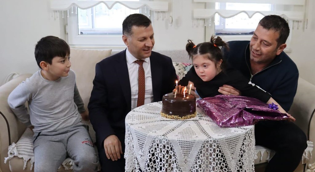 Ramazan’da bakanlıktan 155 bin aileye ziyaret