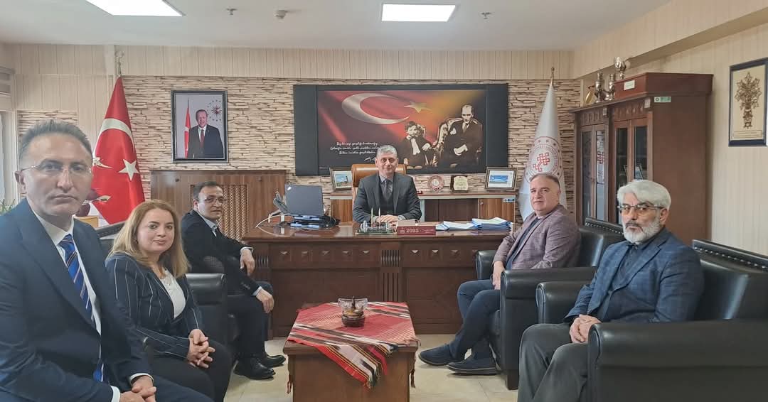 Kars Kent Konseyi Yürütme Kurulu, Turizm Müdürü Bayram Yığcı’yı ziyaret etti