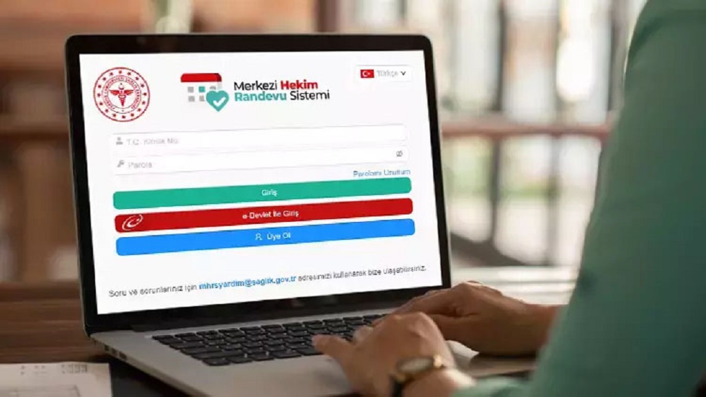 Sağlıkta dijital dönüşüm: MHRS’de 2 milyar randevu aşıldı