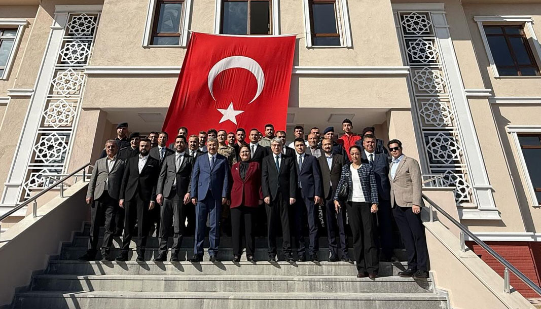 Osmaniye Milletvekili Derya Yanık, Toprakkale Jandarma Hizmet Binası’nı inceledi