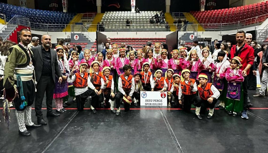 Aksu Perge Spor Kulübü folklor ekibi il derecesi yaptı