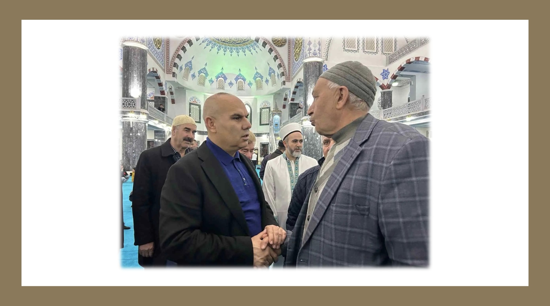 Ağrı Valisi Koç, Kadir Gecesi’ni Ağrılılarla geçirdi