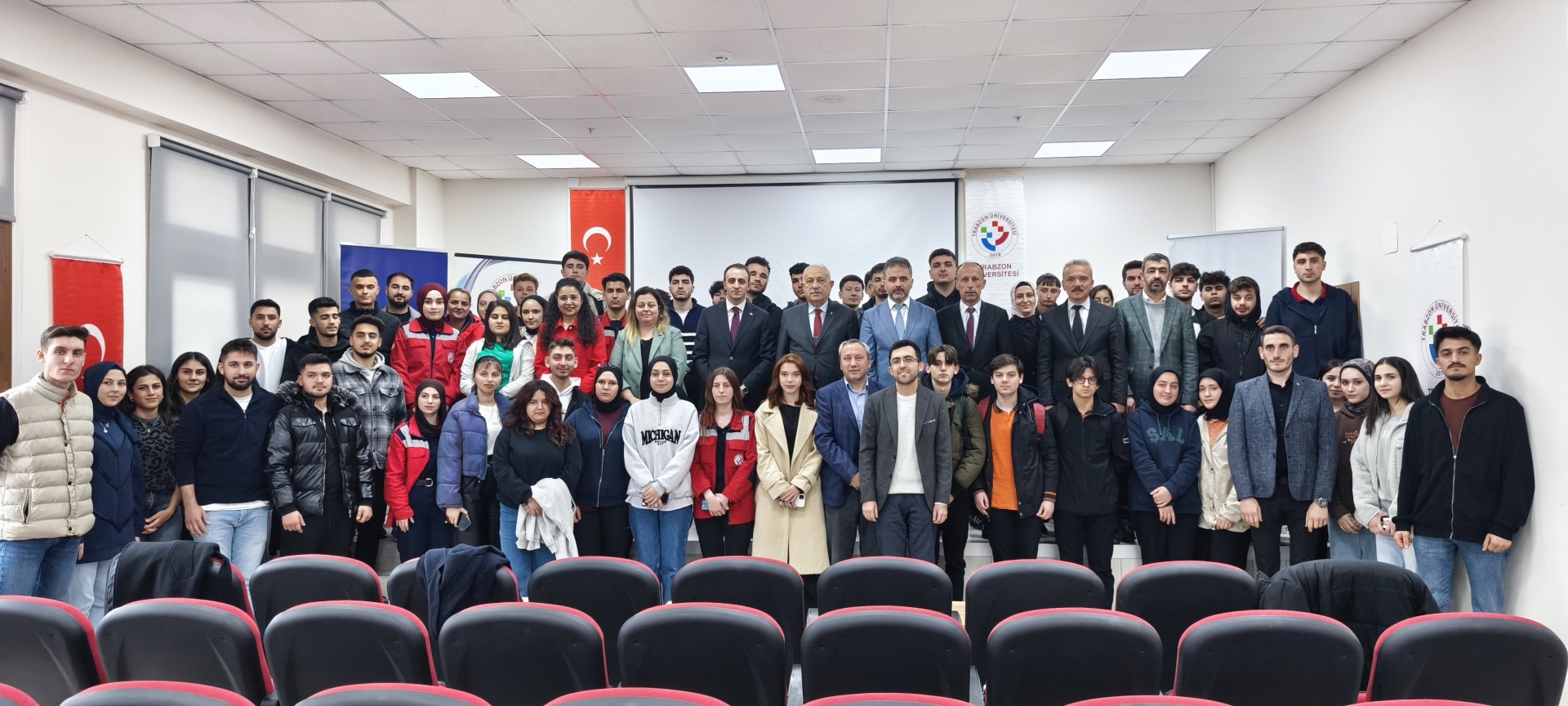 ŞMYO öğrencilerine “Bir Destandır Çanakkale” konulu konferans verildi