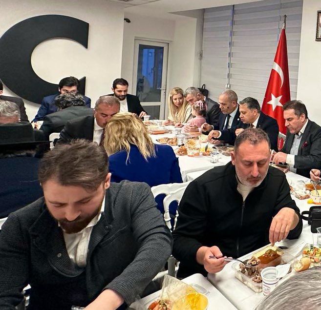 Ankaralı gazeteciler geleneksel KGK iftarında buluştu