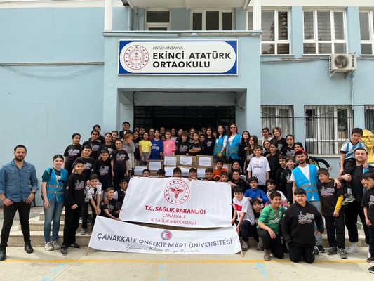 ÇOMÜ Bir Kitap Bir Mektup Projesi Hatay’da miniklerle buluştu