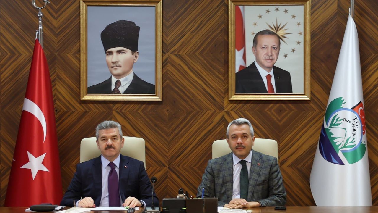 Rize Artvin Valileri Kaçkar Turizmi Masaya Yatırdı