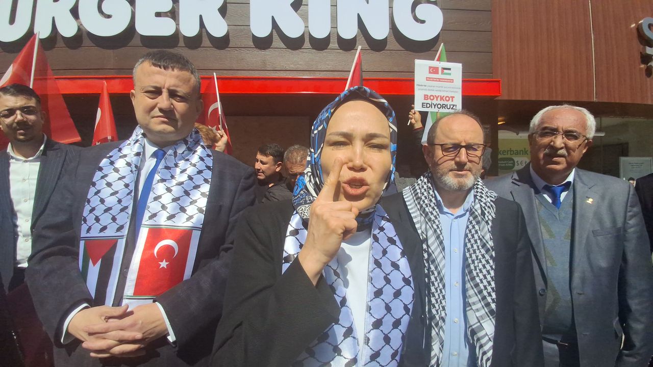 Beypazarı: Burger King Soykırım İddiasıyla Protesto Edildi