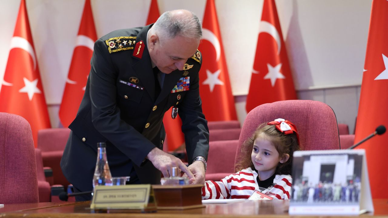 Bakanlıktan Çocuklara Özel 23 Nisan Kutlaması