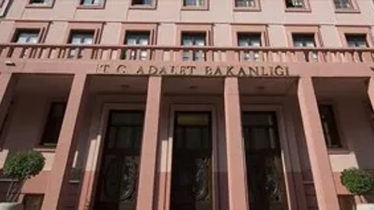 DEM Parti Adalet Bakanı Tunç İle Hukuk, İnsan Hakları Görüştü