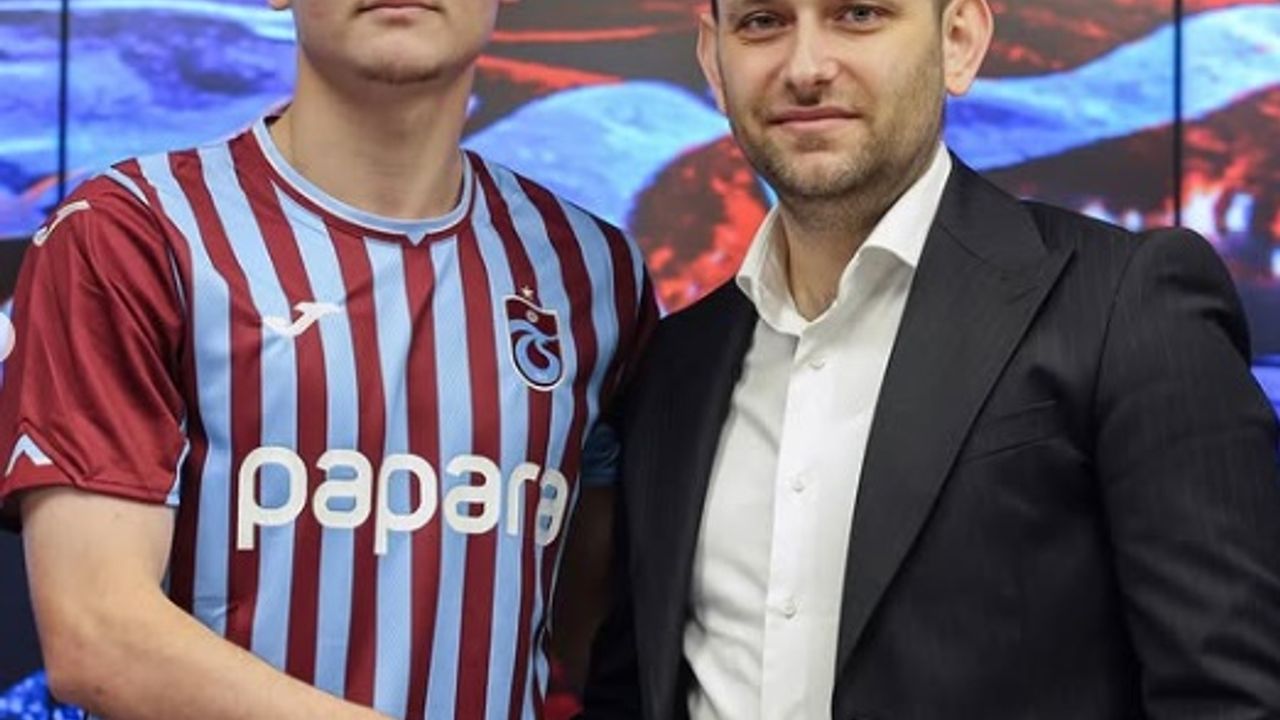 Trabzonspor U19: Alkurt Artık Profesyonel!