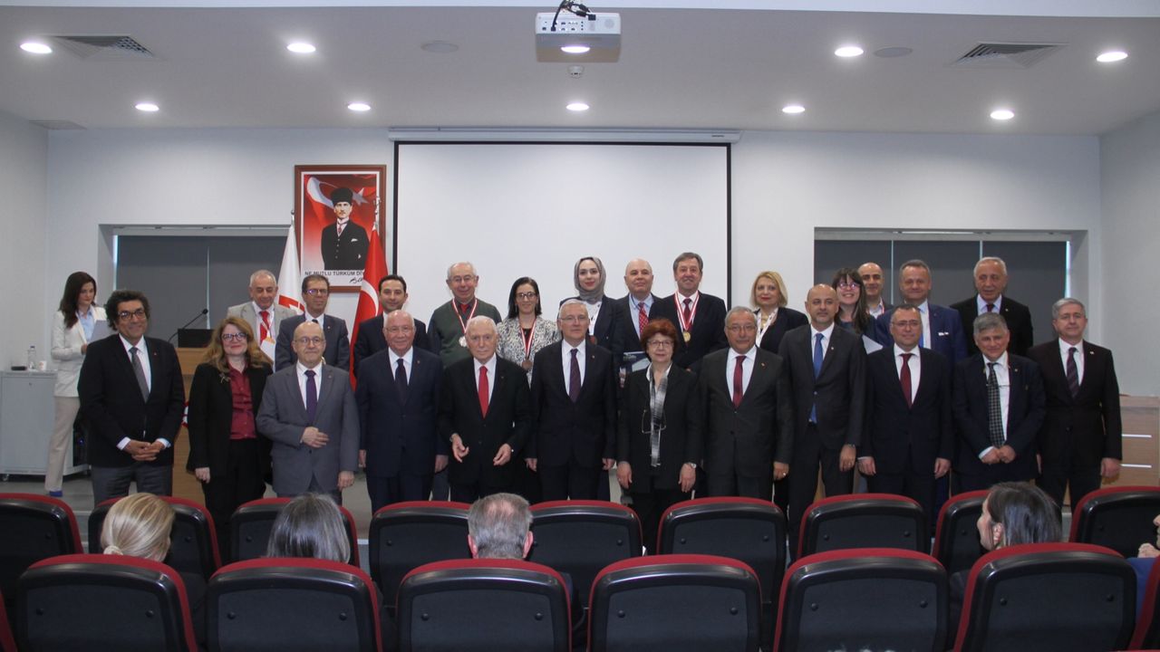 Başkent Üniversitesi ISIF, TÜBİTAK ve Bakanlık Ödülleriyle Parladı