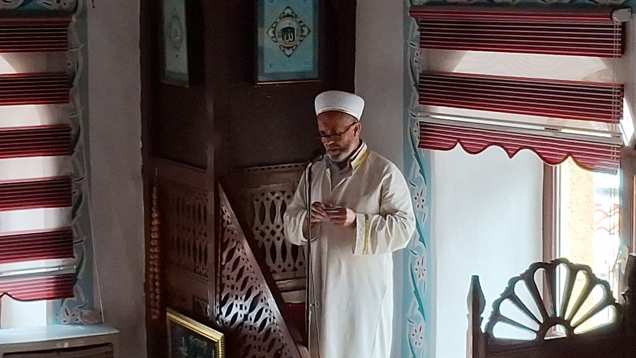 Türkiye’de Cuma Hutbesi: Emek ve Helal Kazanç Vurgusu