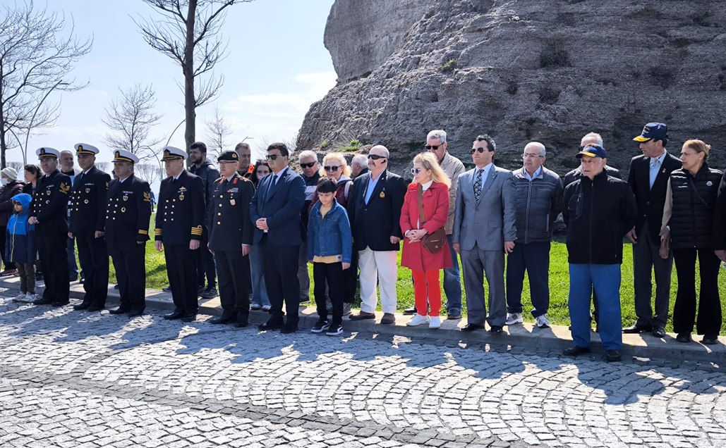 Dumlupınar şehitleri Gelibolu’da anıldı