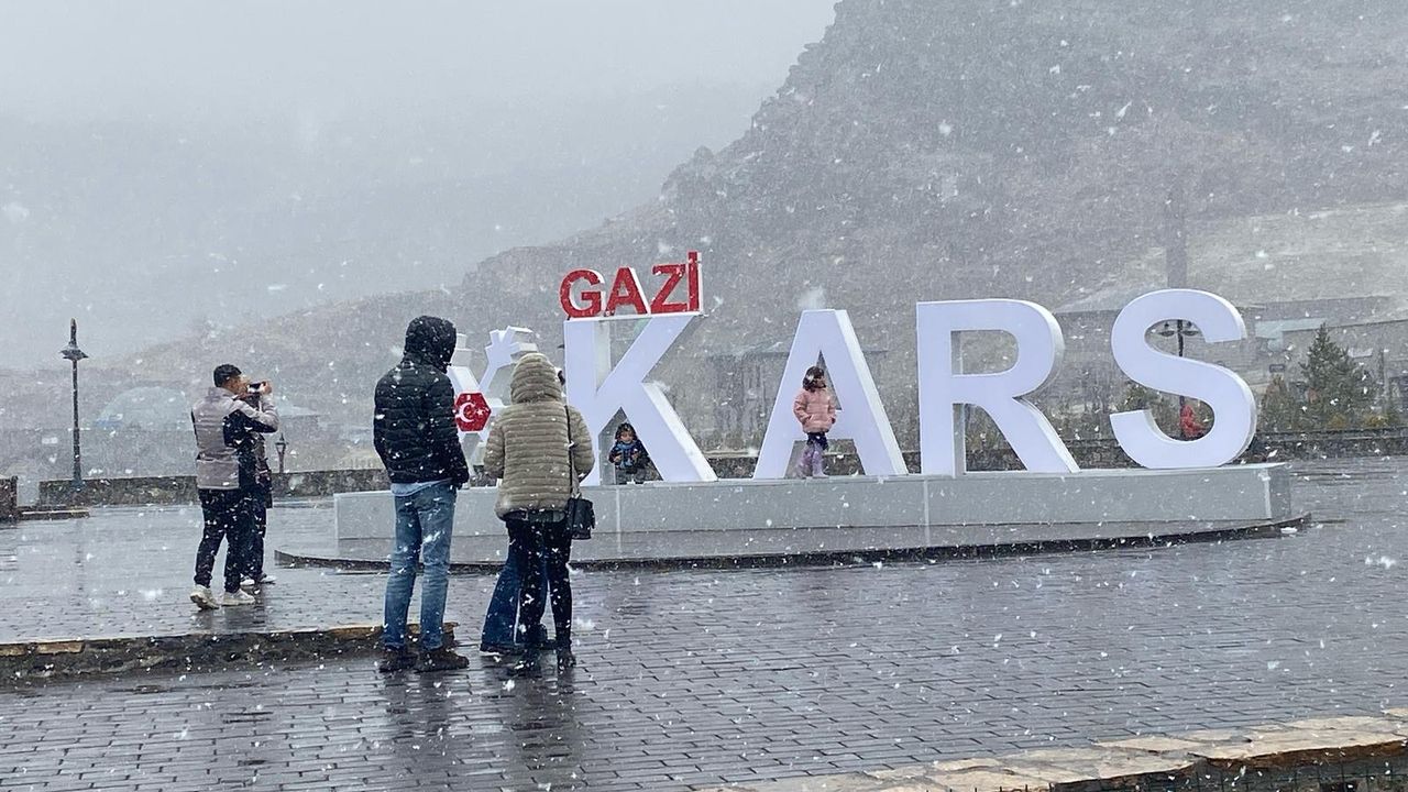 Kars’ta Nisan Karı: Bahar Ortasında Kış Şoku