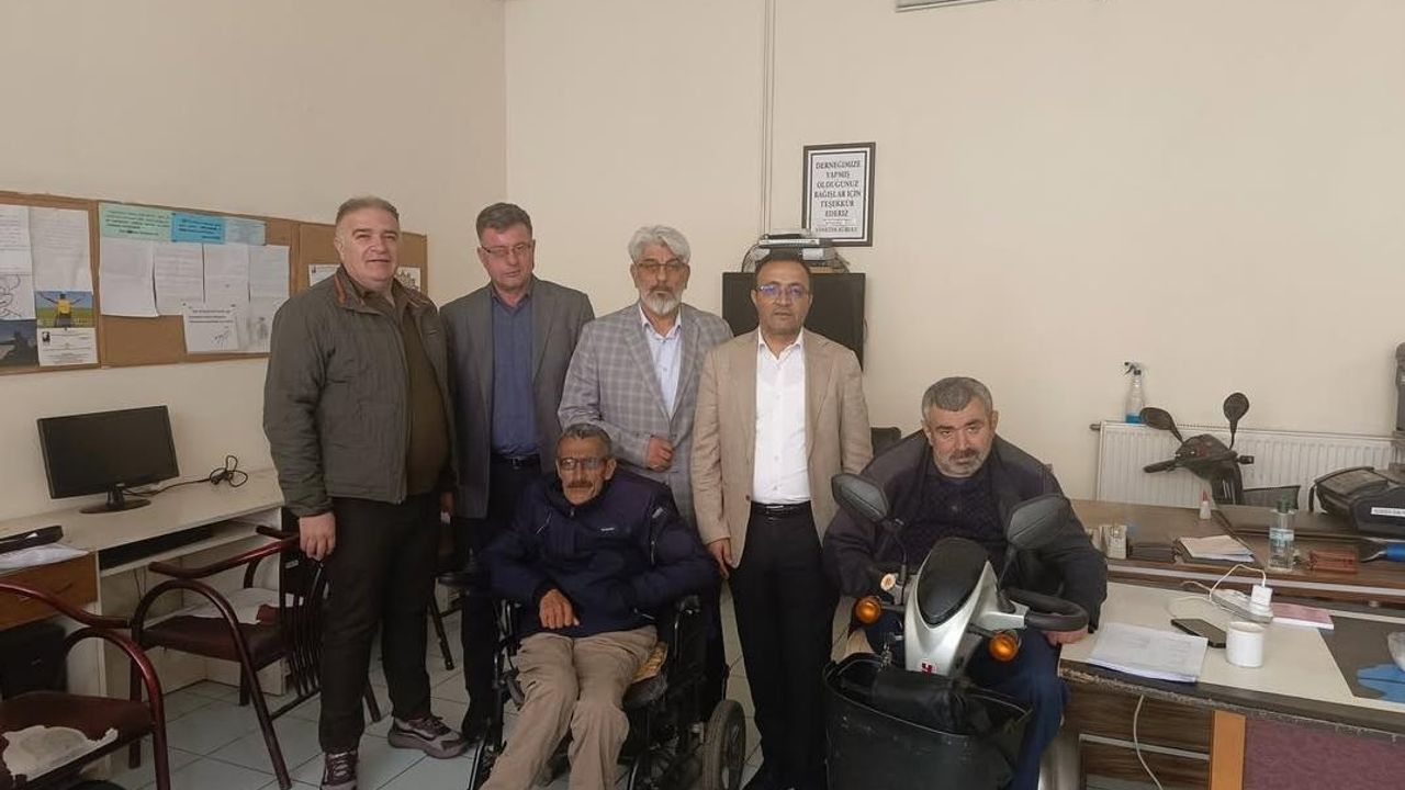 Kars’ta Engelsiz Yaşam Meclisi Görüşüldü