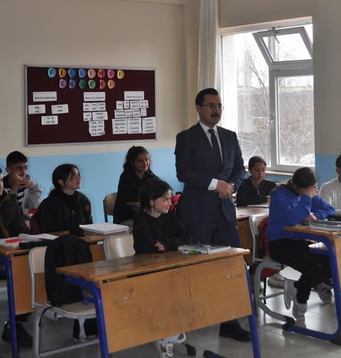 Kaymakam İsmail Demirtaş’ın okul ziyaretleri devam ediyor