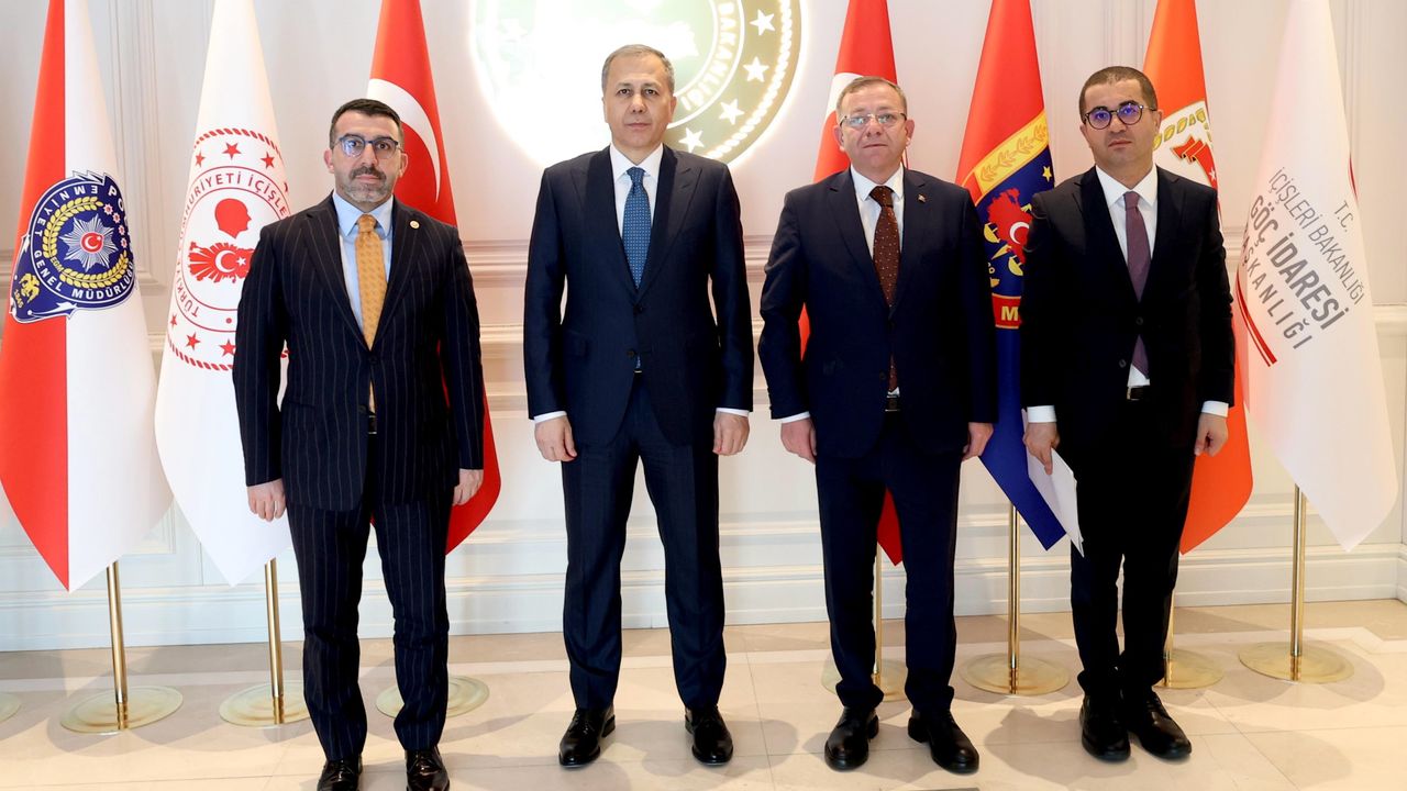 Kars Güvenliği ve Göçü: Bakan Yerlikaya ile Masada