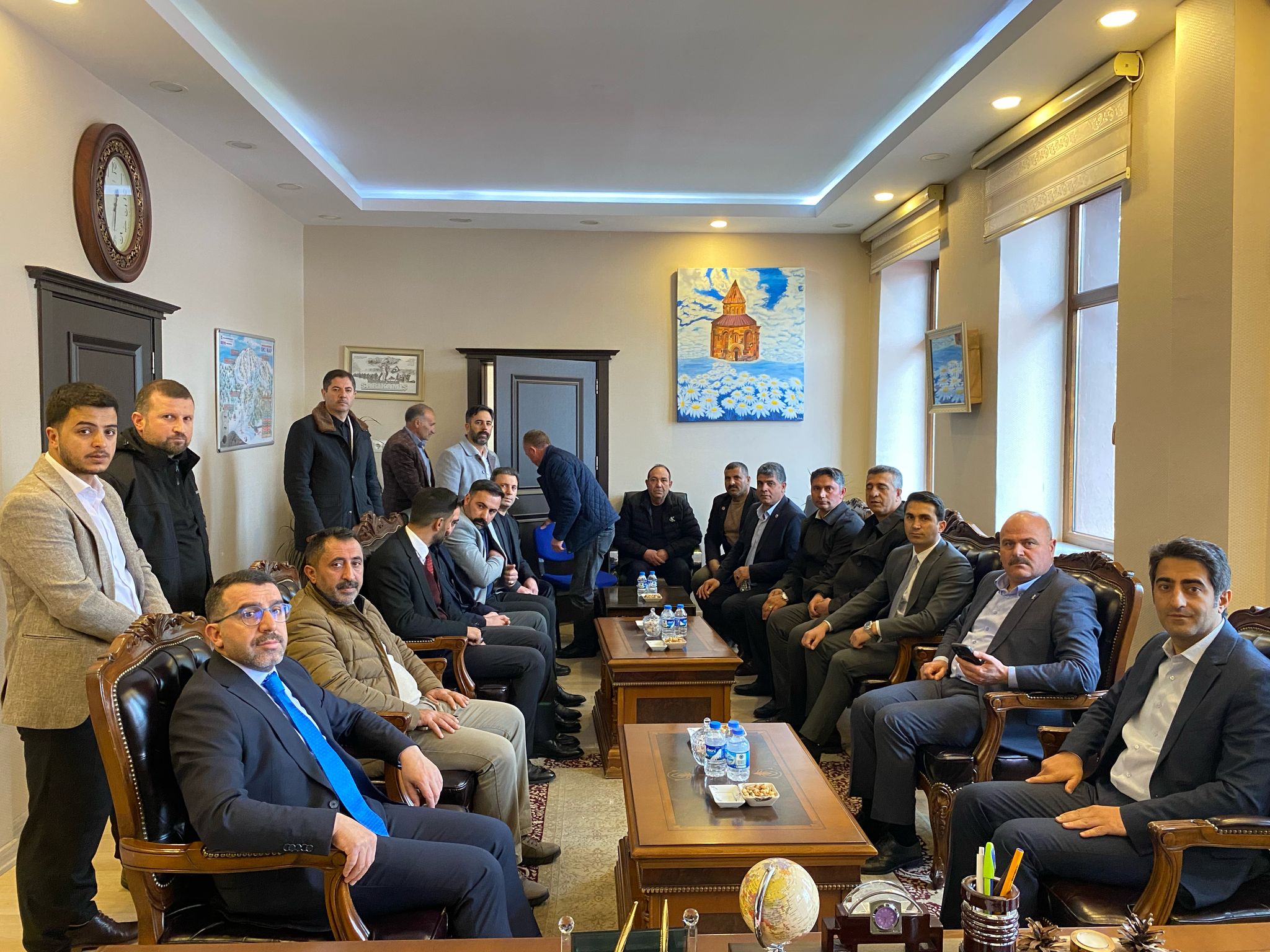 AK Parti Kars Milletvekili Adem Çalkın, Kaymakam Aslantatar’ı ziyaret etti