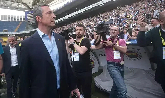 Fenerbahçe Yönetime Protesto ve Kongre İmza Kampanyası