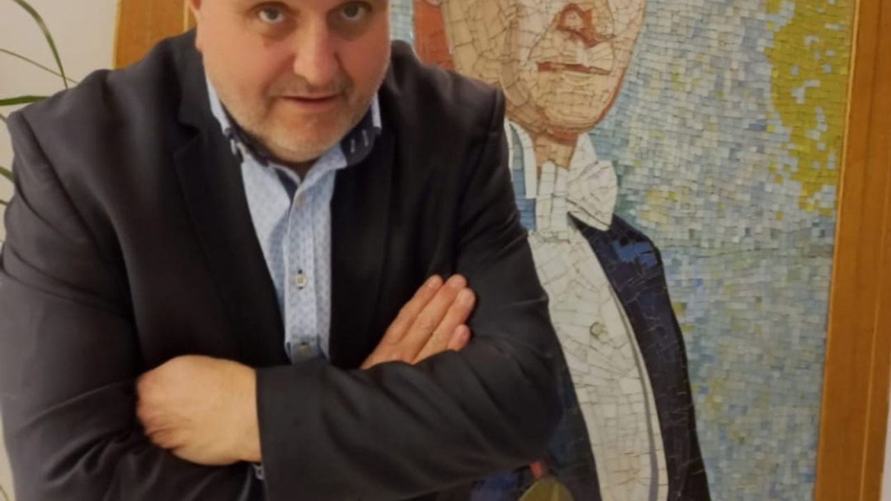 İçsel Yolculuk: Rüzgar Ortasında Umut ve Değişim