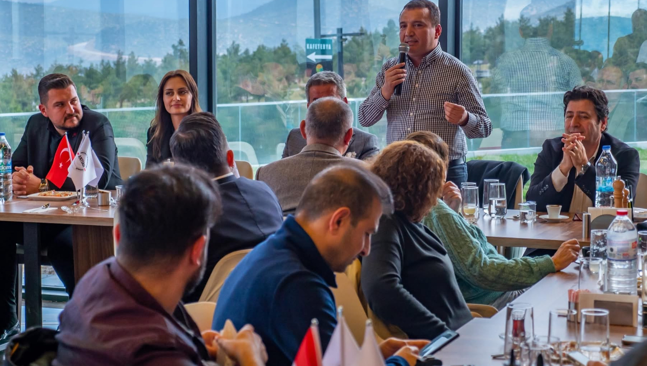 AGC’nin “Yerel değerlerimize sahip çıkıyoruz” projesi Korkuteli durağıyla devam etti