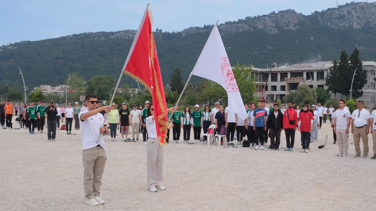 Kemer Petankta 1400 Sporcu Yarışıyor