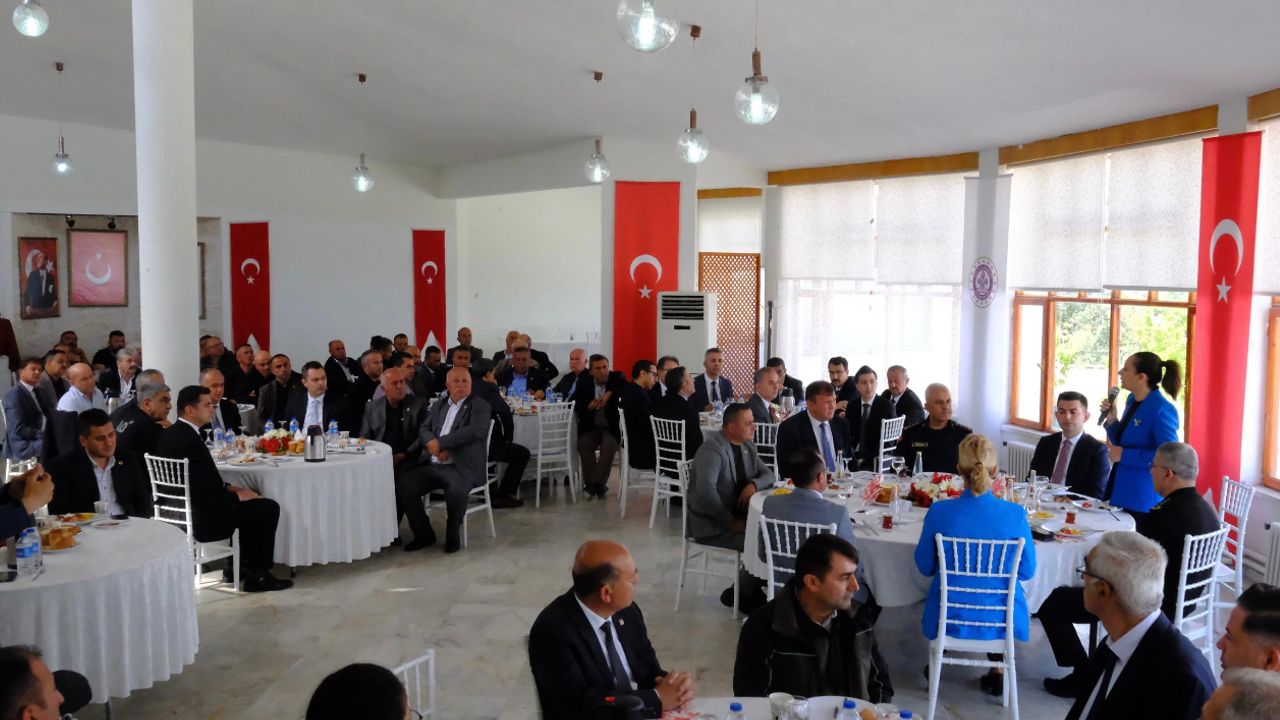 Burdur’da Muhtarlarla Yerel Sorun ve Afet Hazırlığı Masada