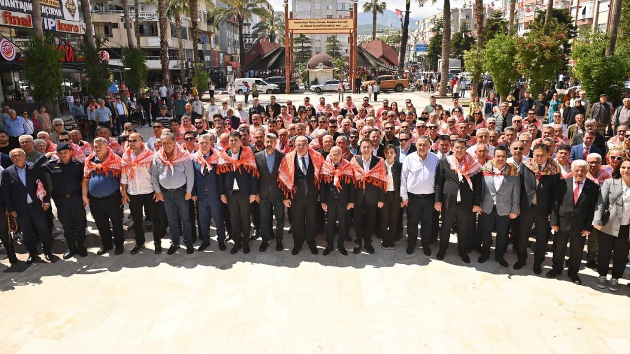 Kumluca 26. Tarım Festivali Siyaset ve İş Dünyasıyla Açıldı