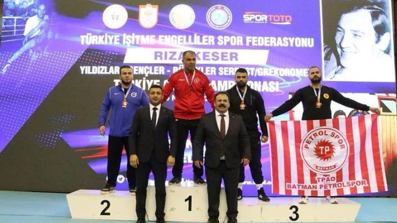 Ordu’dan Türkiye Güreş Gümüşü, Triatlon Altını
