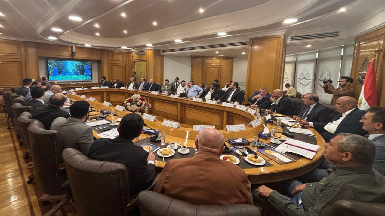 Mısır’dan Isparta Elma İhracatına Vergi Desteği Sözü